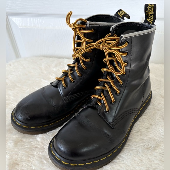Black Leather Boots with Yellow Laces - Picture 2 of 10
